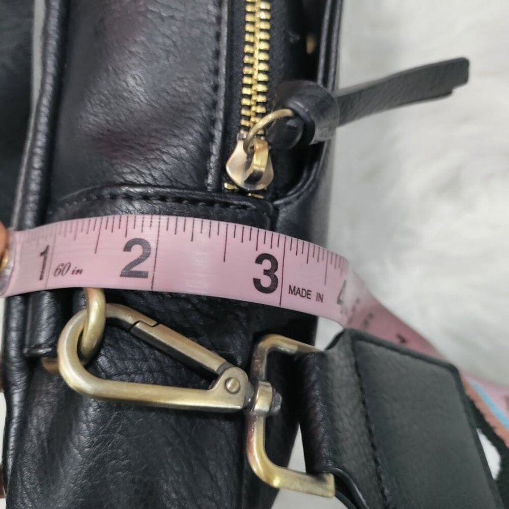 Urban Originals Anthropologie Boho Traveler Faux Leather Liberty Crossbody Bag - Picture 12 of 13